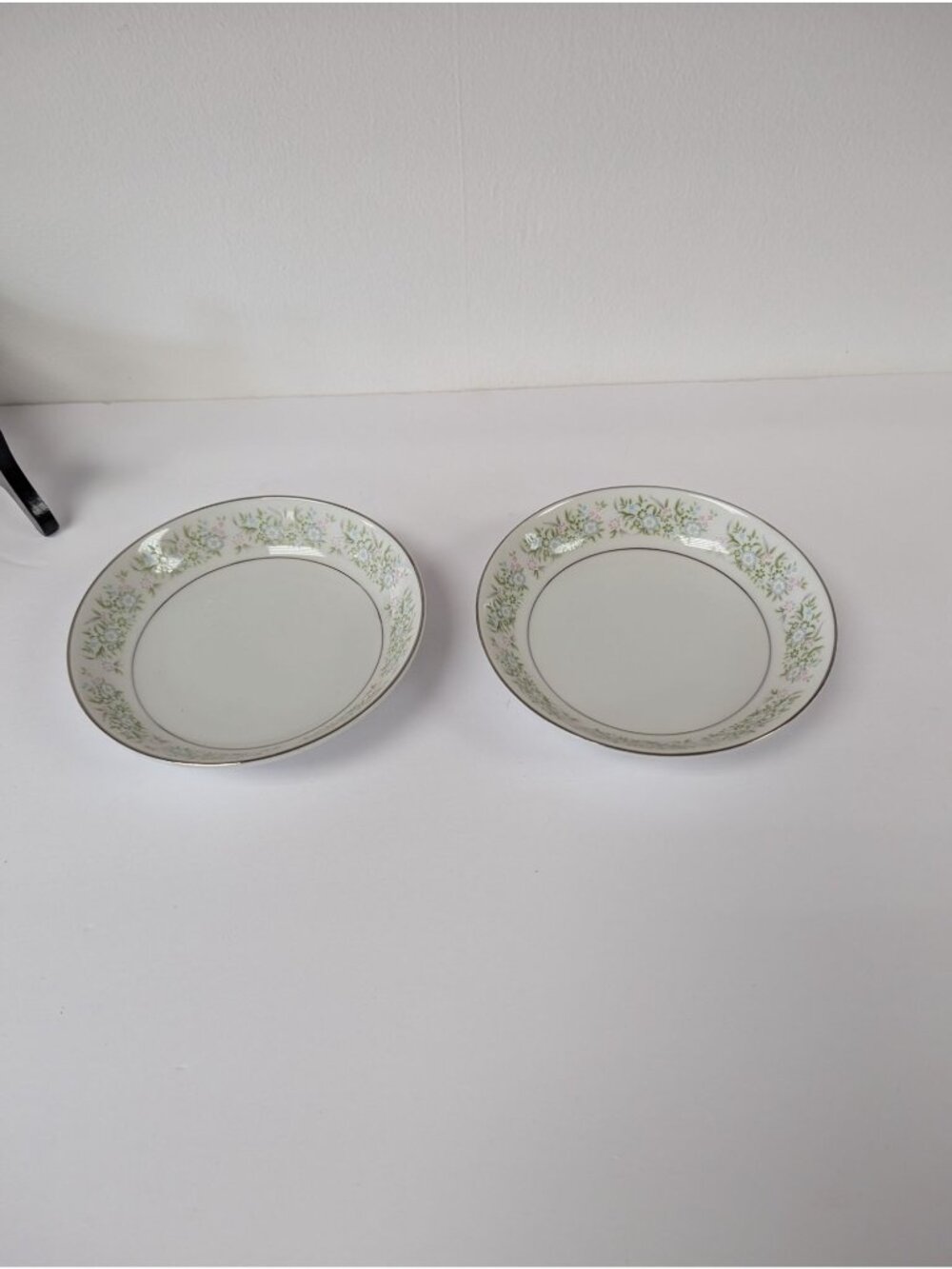 Taihei China Fine China Dessert Berries Bowls Set 2 Floral Silver Trim Japan